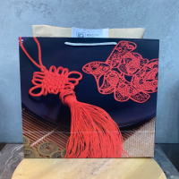 Подарочная упаковка в крафт