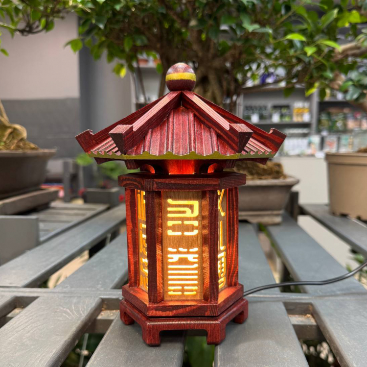 Фонарь в японском стиле