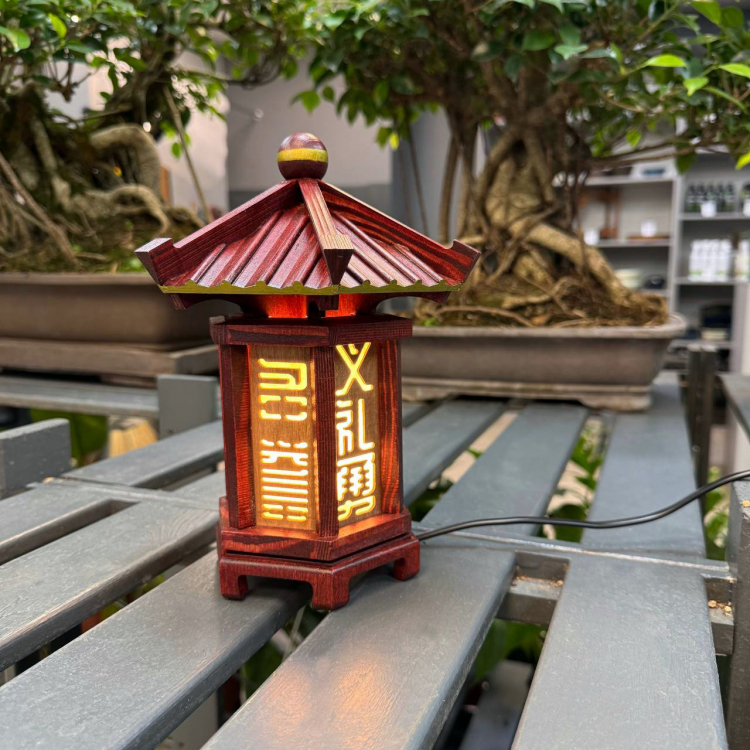 Фонарь в японском стиле